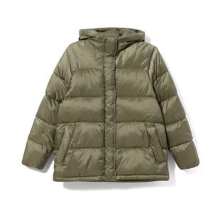 Everlane Women’s Renew Puffer Jacket